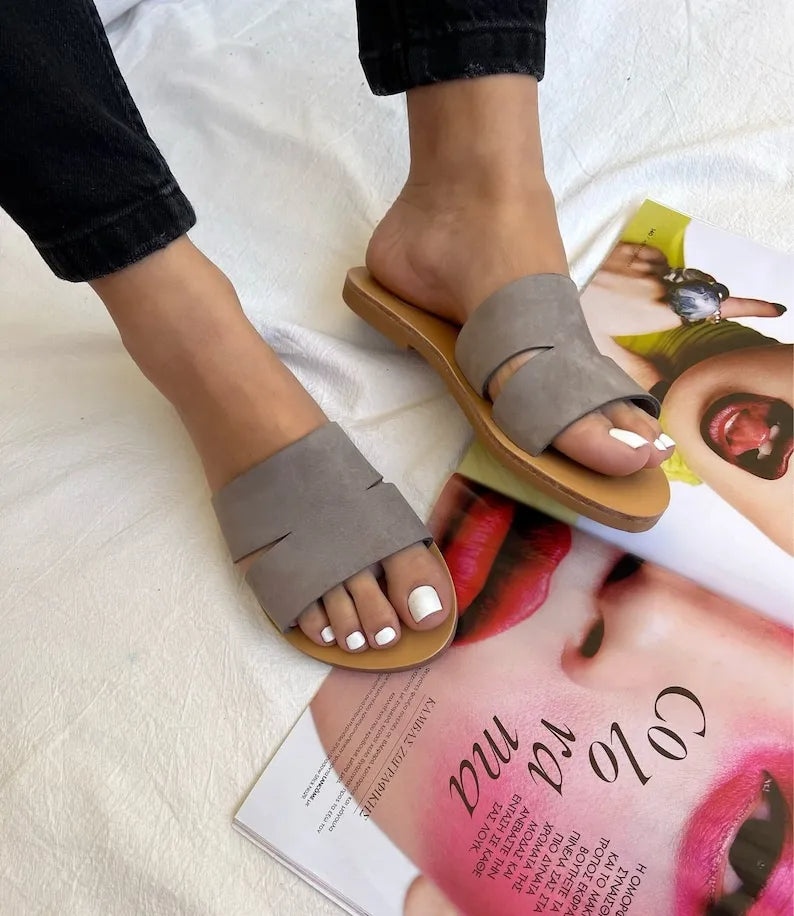 Handmade Women Gray Leather Sandals