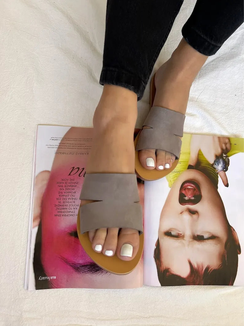 Handmade Women Gray Leather Sandals